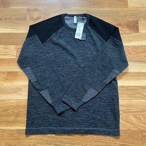 Adidas Primeknit Wool Blend Sweater Sz M Golf Hiking Camping
